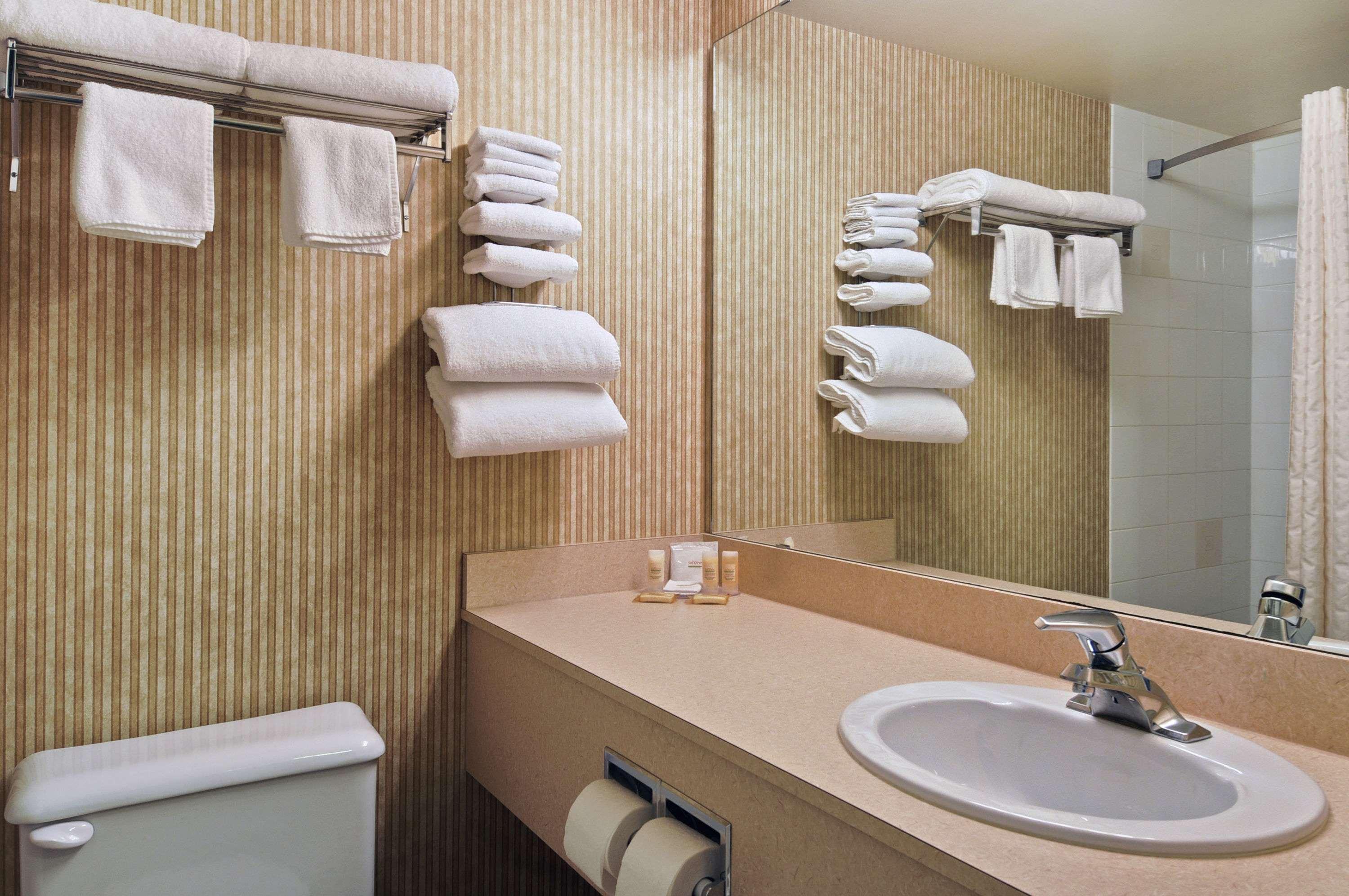 Days Inn By Wyndham Saskatoon Zewnętrze zdjęcie