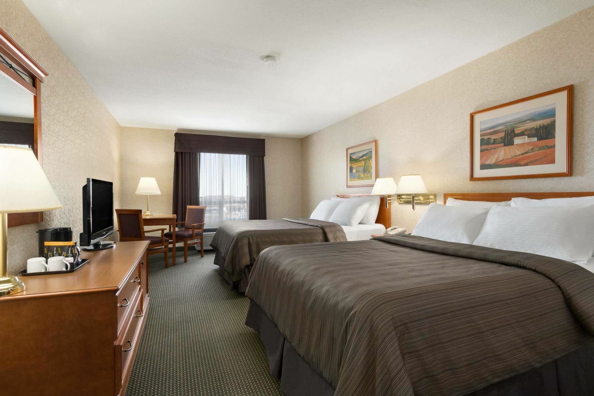 Days Inn By Wyndham Saskatoon Zewnętrze zdjęcie